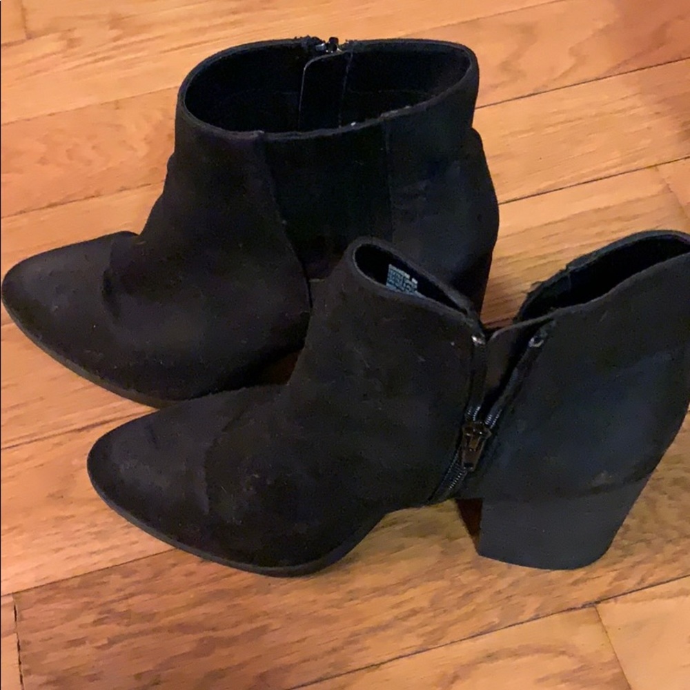 Steve Madden Shaakerr Booties Size 9 - image 1